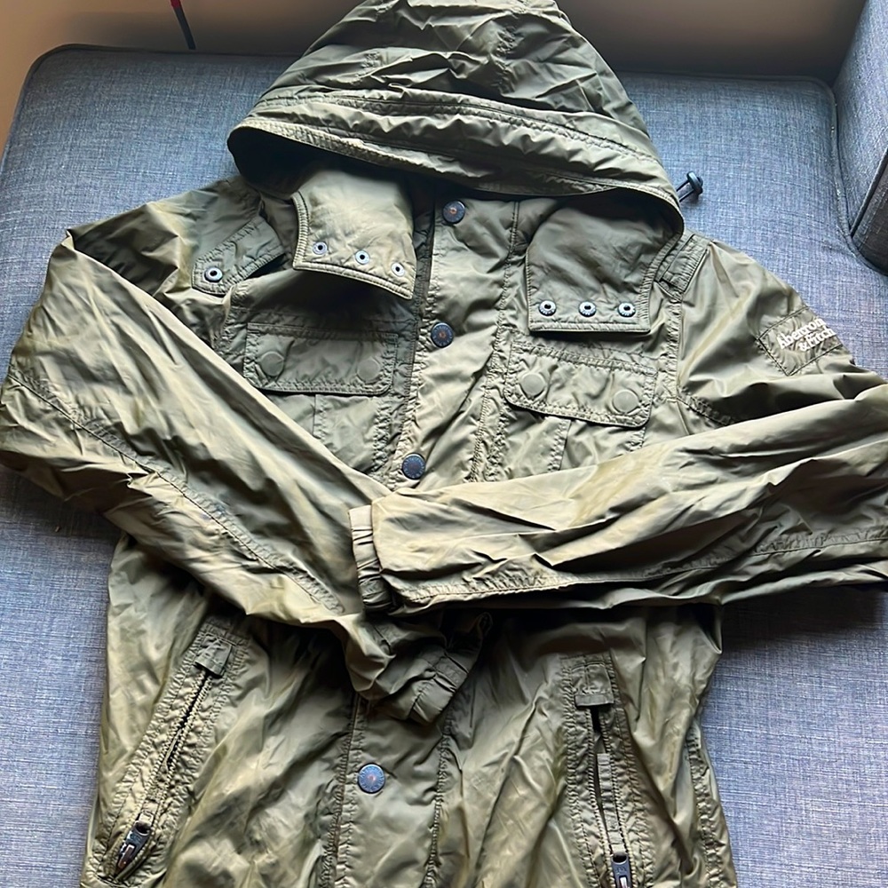 A&F windbreaker